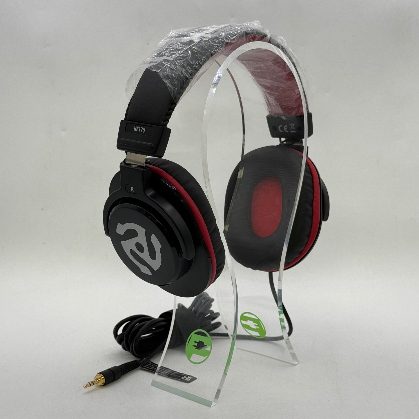Numark Over-Ear Wired Professional DJ/Studio Monitor Headphone Black/Red HF175