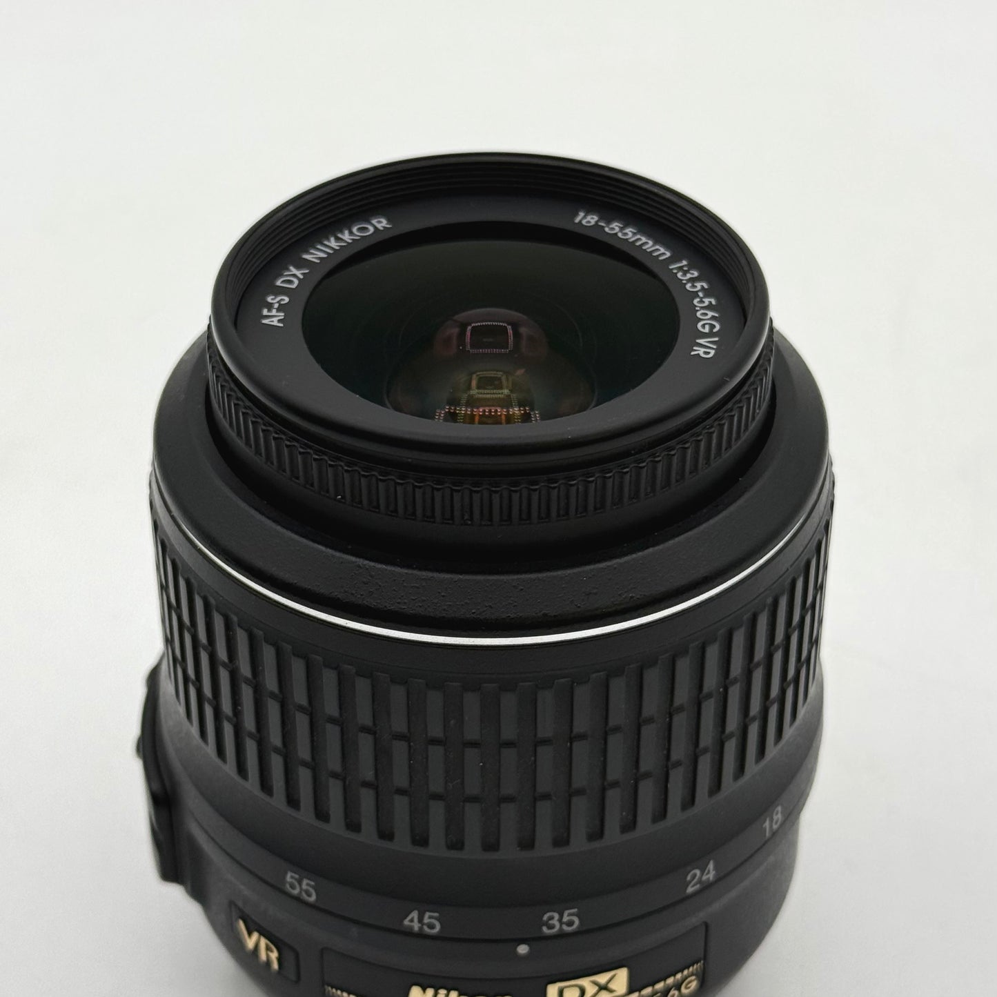 Nikon AF-S DX NIKKOR 18-55mm f/3.5-5.6 DX VR Standard Zoom Lens For F-Mount