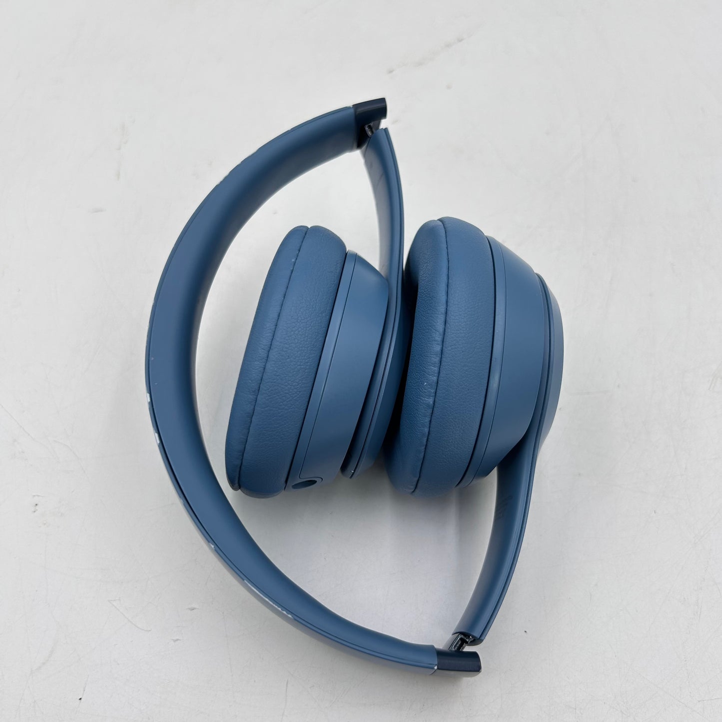Beats Solo4  Wireless On-Ear Bluetooth Headphones Ocean Blue A3140