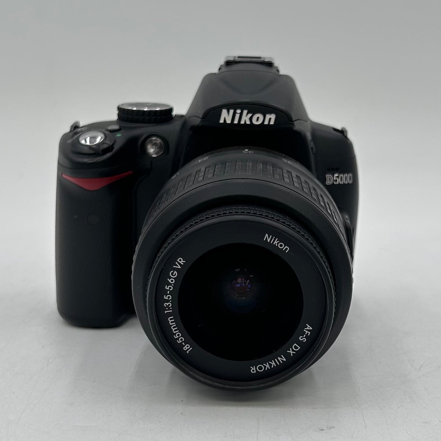 Nikon D5000 13.3MP Digital SLR DSLR Camera w/ Nikkor 18-55mm lens