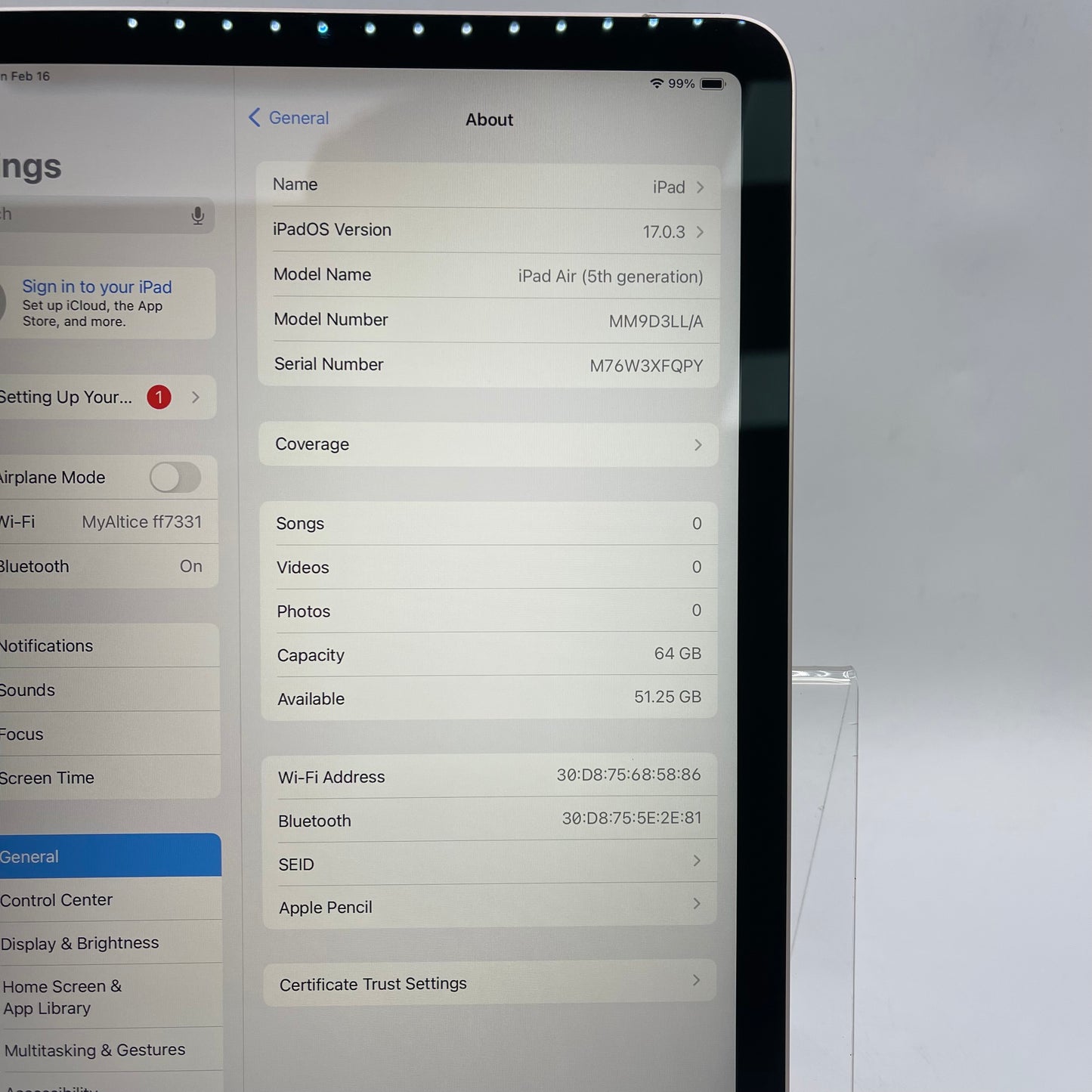 WiFi Only Apple iPad Air 5th Gen 64GB Pink MM9D3LL/A with Apple Pencil