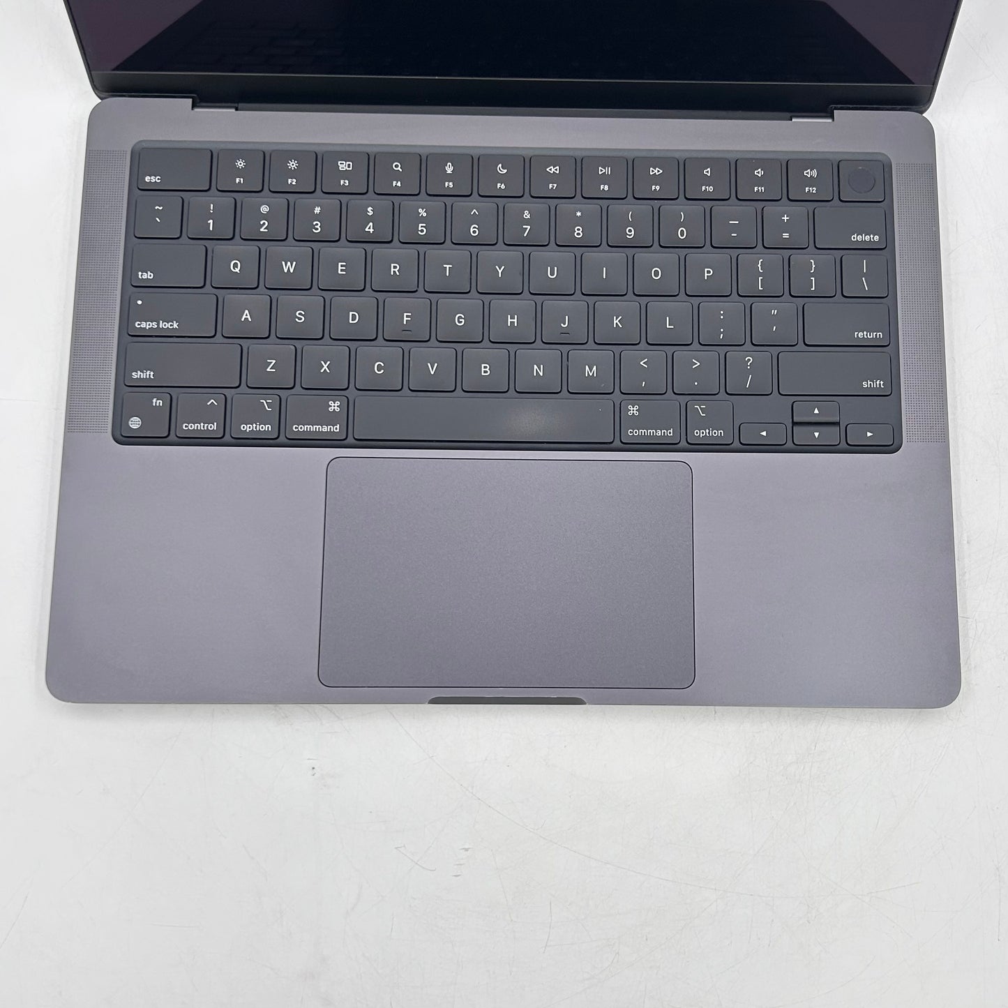 2023 Apple MacBook Pro 14" M3 Pro 14C GPU 4.0GHz 18GB RAM 512GB SSD A2992
