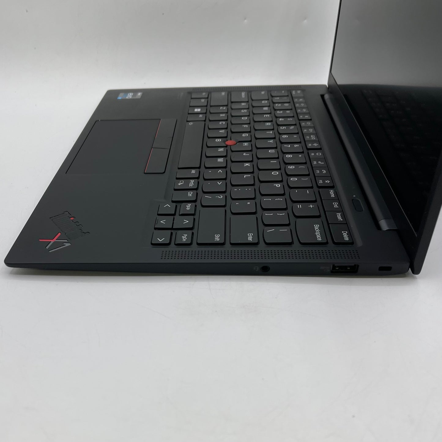 Lenovo ThinkPad X1 Carbon Gen 10 21CB-000CUS 14" i7-1260P 2.4GHz 32GB RAM No SSD