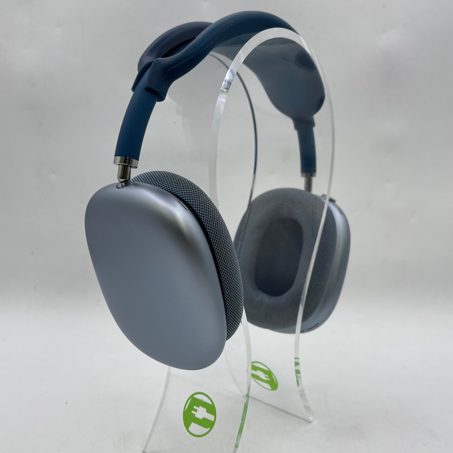 Apple AirPods Max Wireless Over-Ear Headphones Blue MWW63AM/A