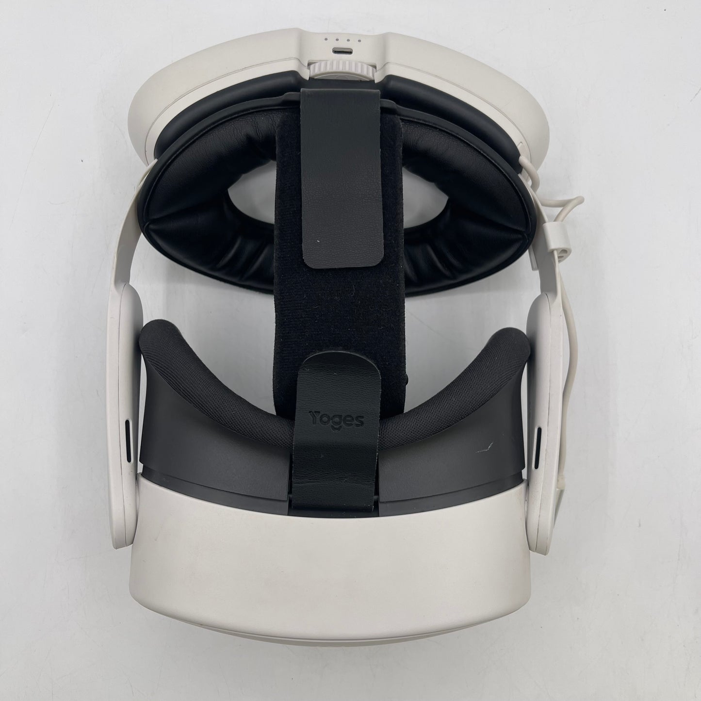 Meta Quest 3S 128GB Standalone All-in-One VR Headset P97