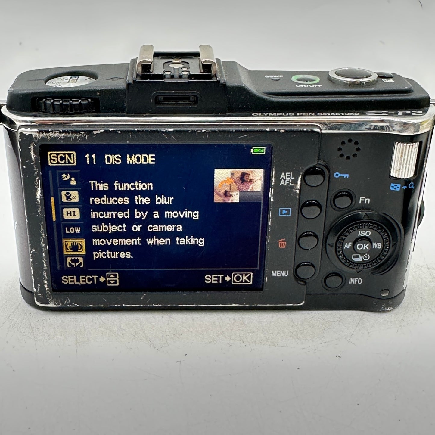 Olympus Pen E-P2 12.3MP Micro-FourThirds Mirrorless Camera 28460 SC READ