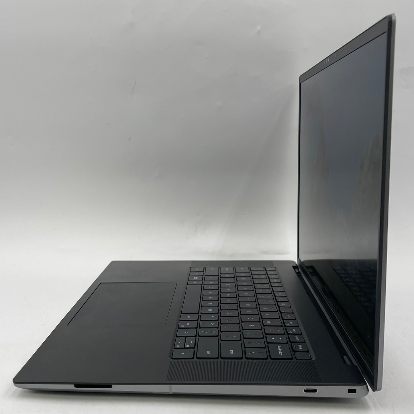 Dell Precision 5680 16" i9-13900H 2.6GHz 32GB RAM 1TB SSD RTX 2000 Ada