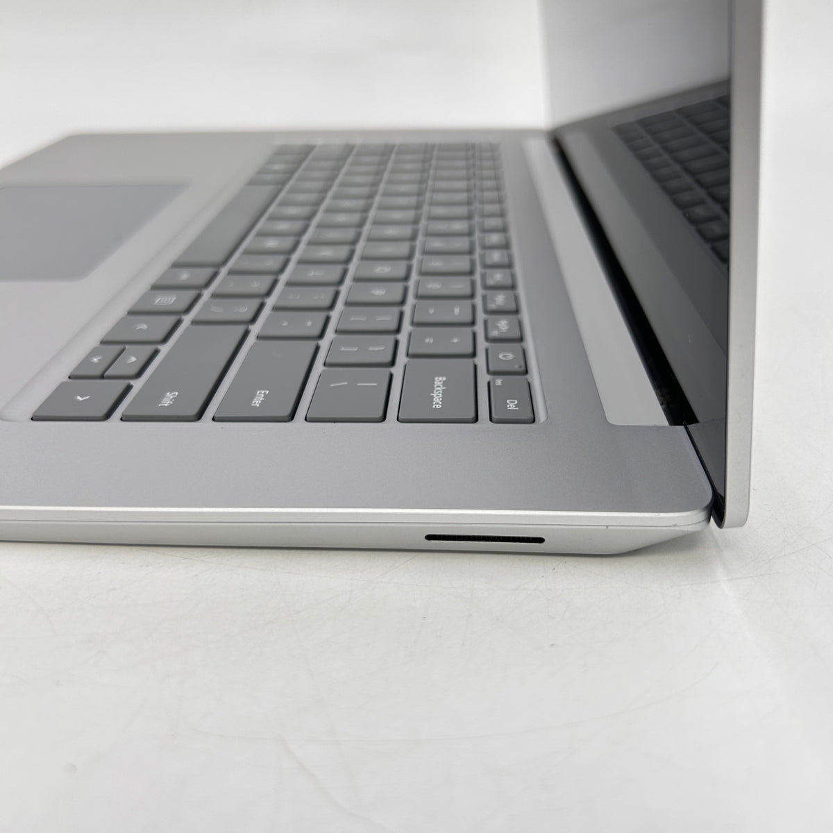 Microsoft Surface Laptop 3 15" Ryzen 7 3700U 2.3GHz 16GB RAM 512GB SSD 1873