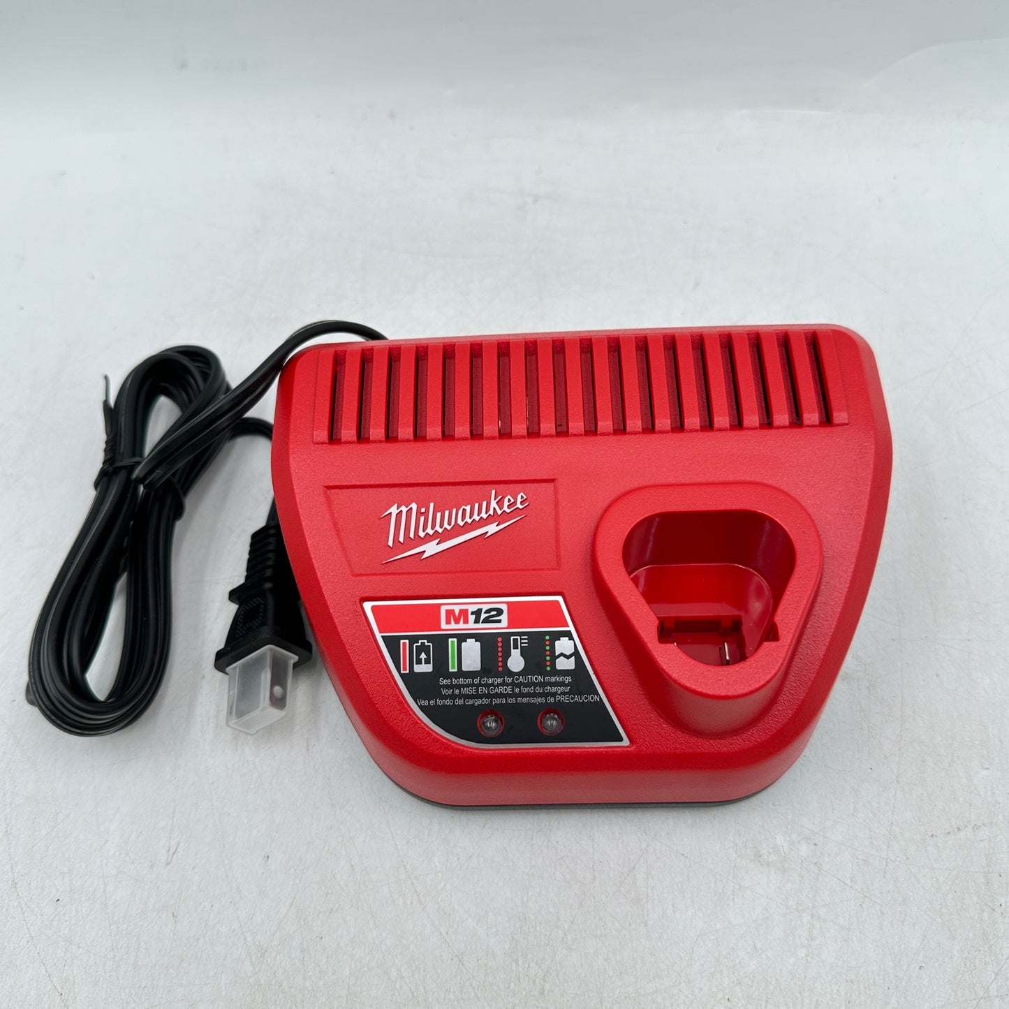 Milwaukee 48-59-2401 120V Battery Charger