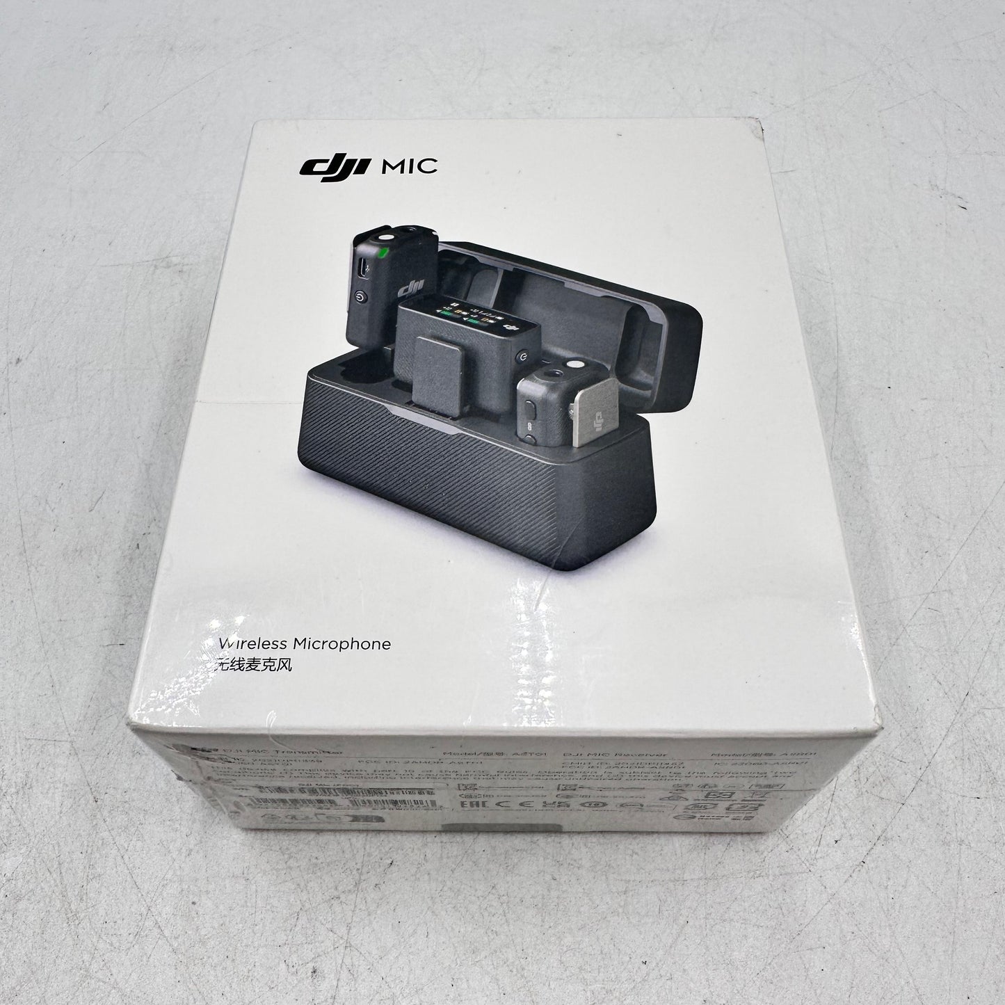 New DJI MIC (2 TX + 1 RX + Charging Case), Wireless Microphone AST01
