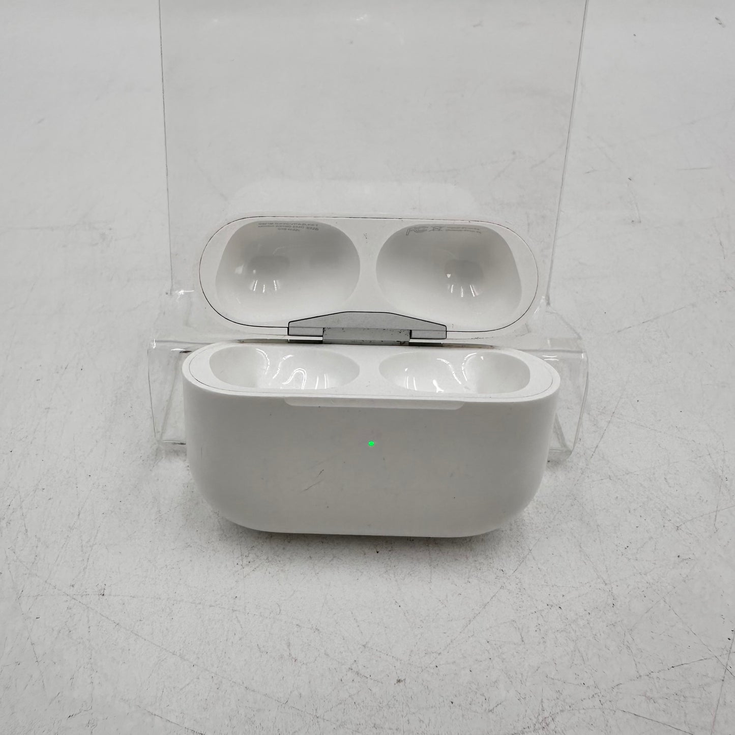 Apple AirPods Pro 1st Gen MagSafe Charging Case Only A2190