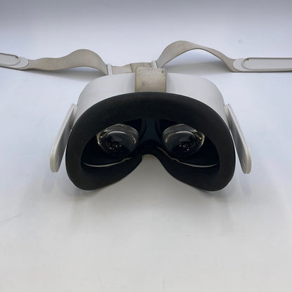 Meta Oculus Quest 2 64GB VR Headset White KW49CM